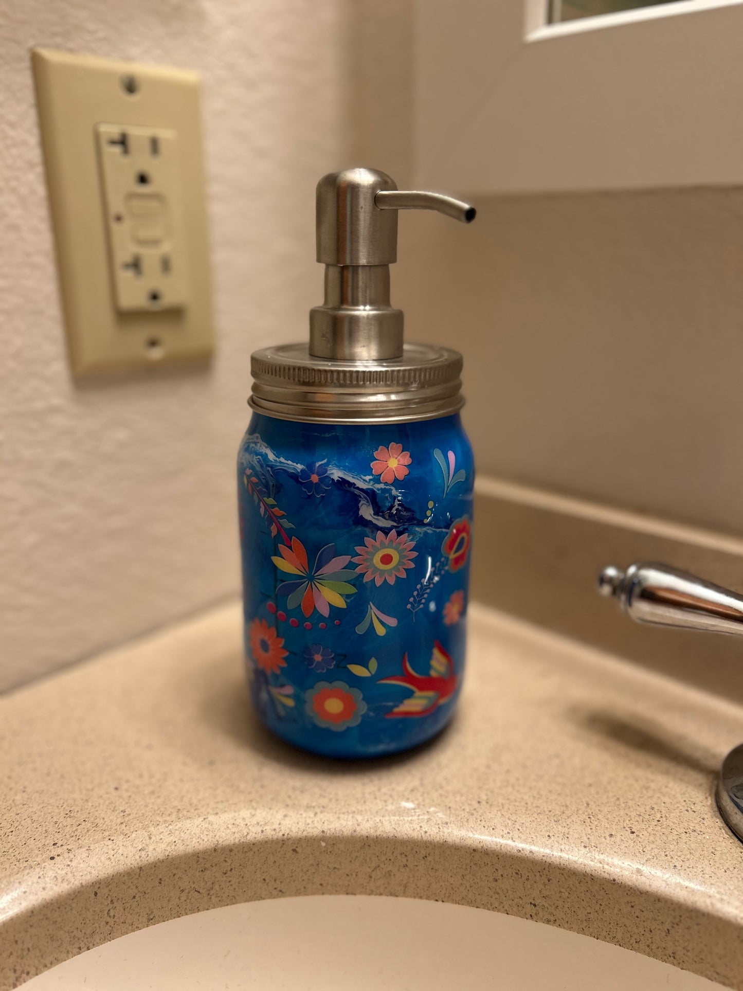 Soap dispenser colorful flowers