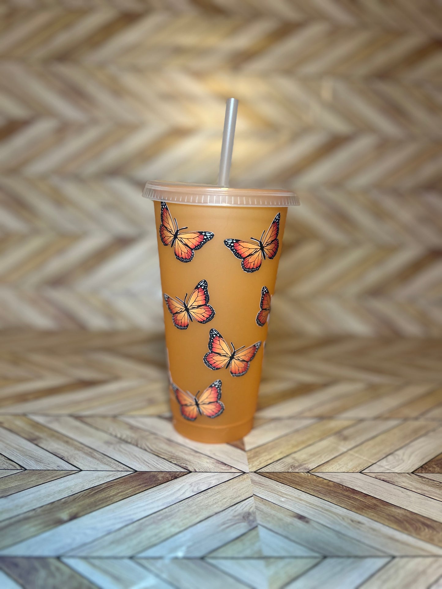 Orange butterfly 24oz plastic