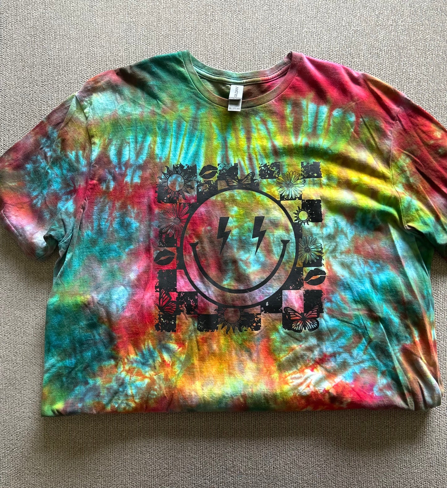 Tye dye smiley face 2x