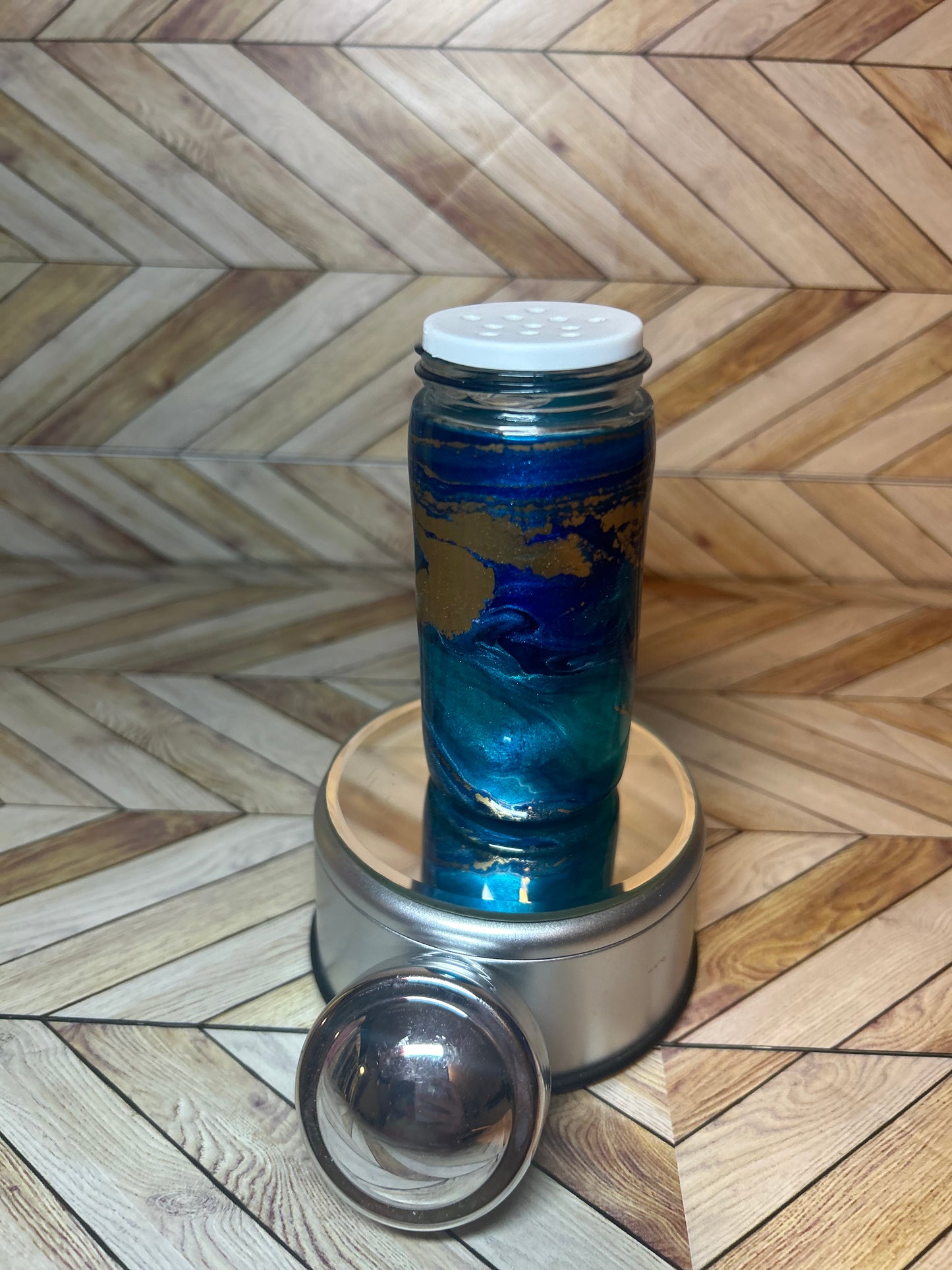 Blue seasoning shaker