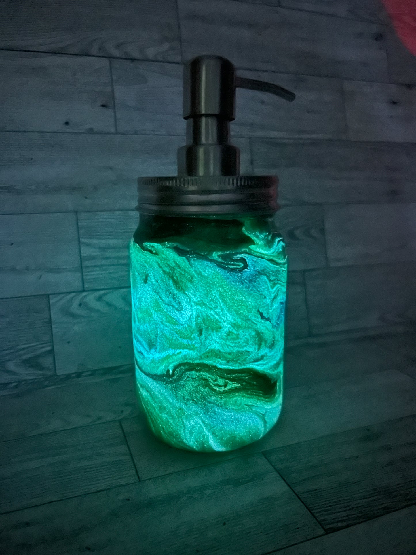 Soap dispenser glass