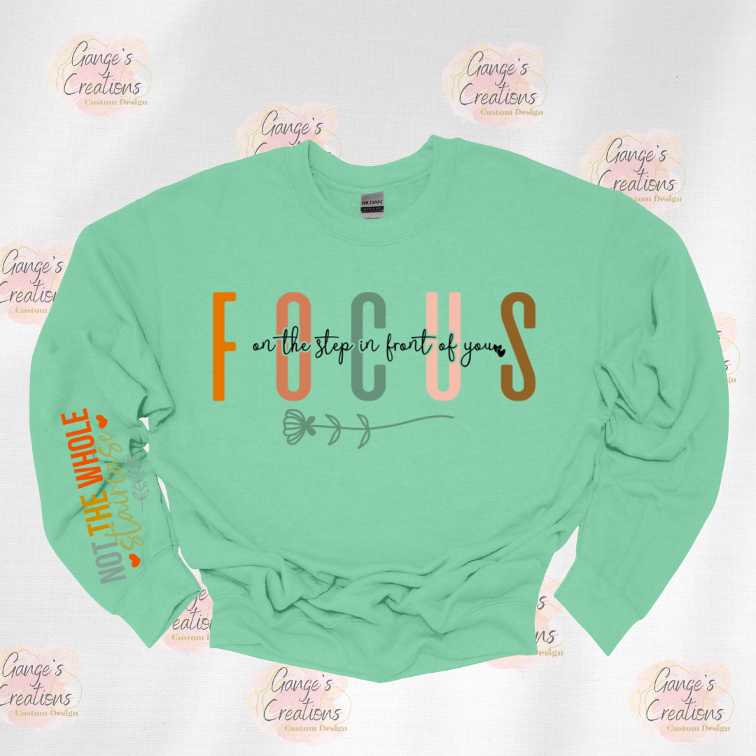 Focus crewneck